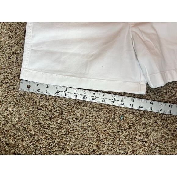 Gloria Vanderbilt Women's Chino Shorts, NWT, Size 12, White, Cotton, 5" inseam - Picture 5 of 8
